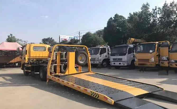 于洪区汽车中途维修案例