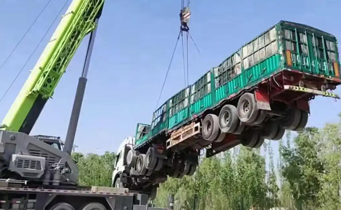 于洪区道路脱困救援案例